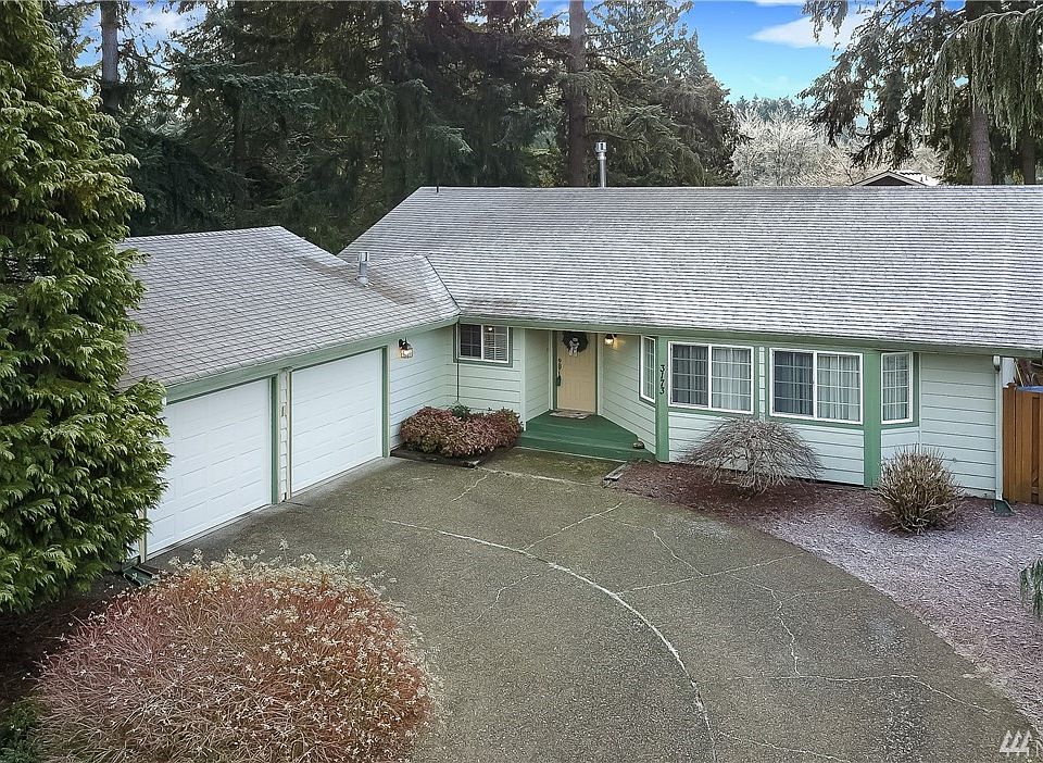 1st image of 3173 Carpenter Hills Loop SE