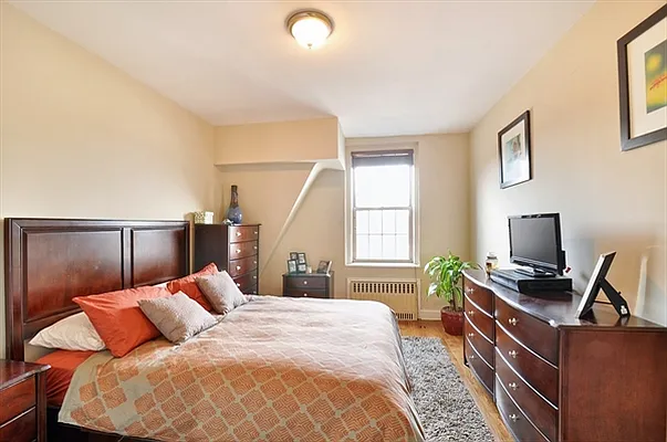 Sold by Citi Habitats | media 33