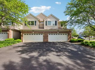 10003 Cummings St, Huntley, IL 60142
