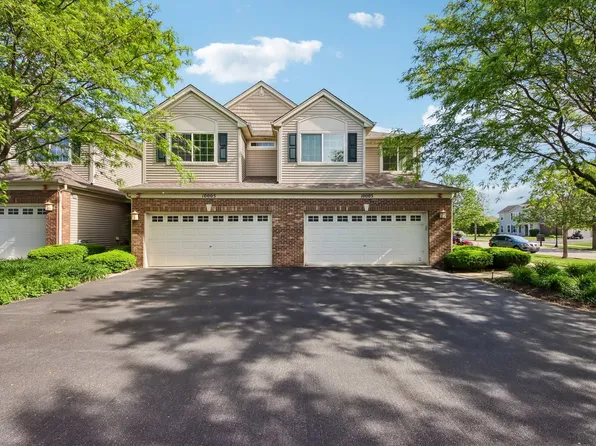 10003 Cummings St, Huntley, IL 60142