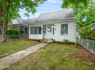 411 N A St, Lenoir City, TN 37771