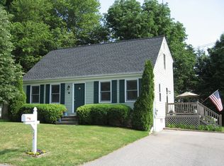 62 Beachmount Ave, Bristol, RI 02809