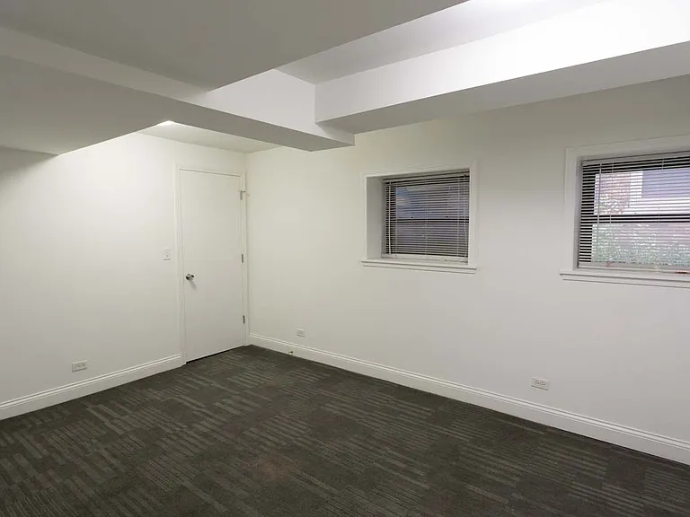 5229 S. Drexel Avenue — Photo 27