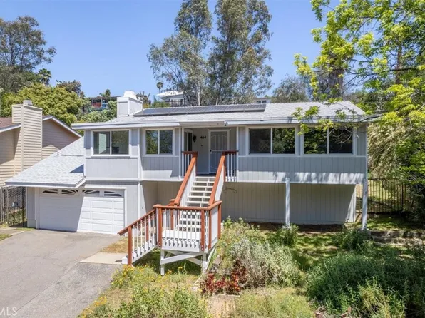 464 E Kalmia St, Fallbrook, CA 92028