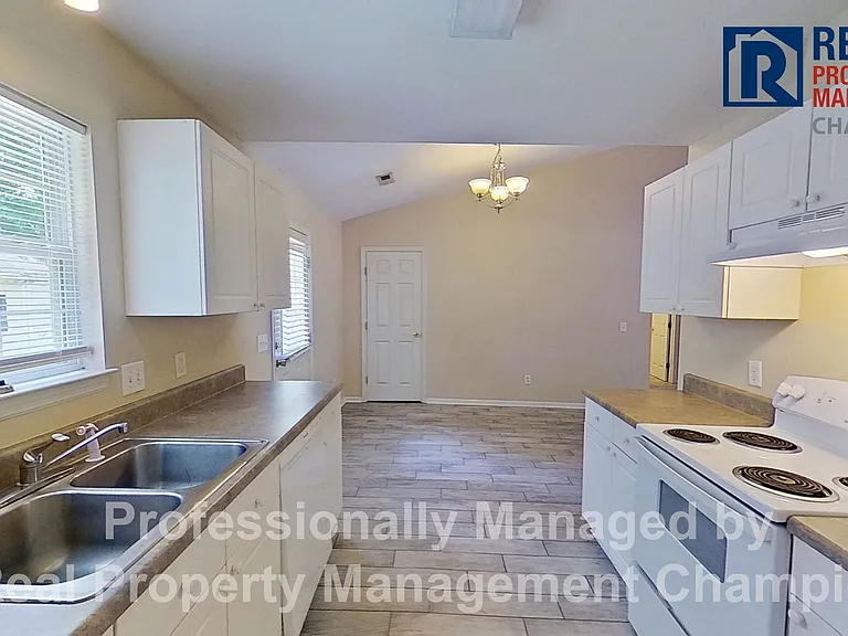 4222 Sunglow Dr — Photo 8