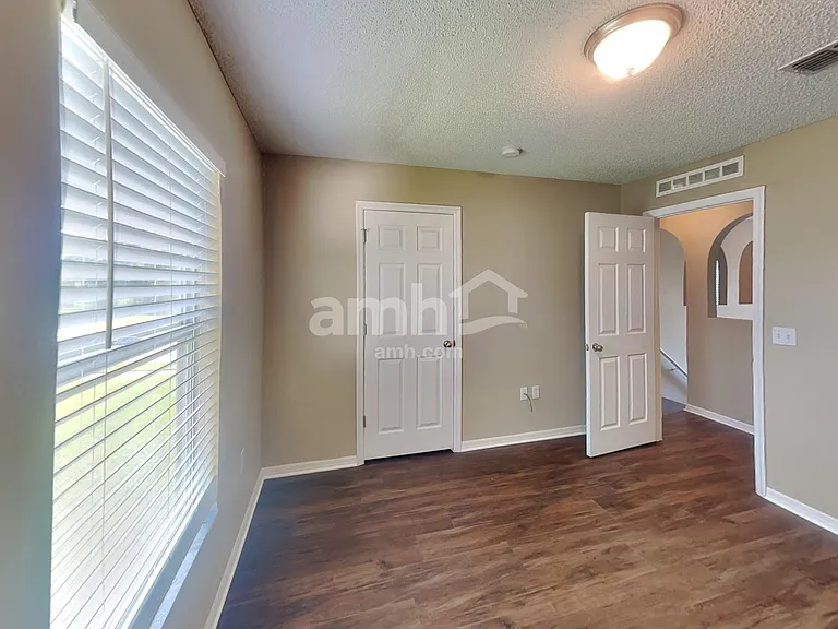 244 Verzon Ct — Photo 16