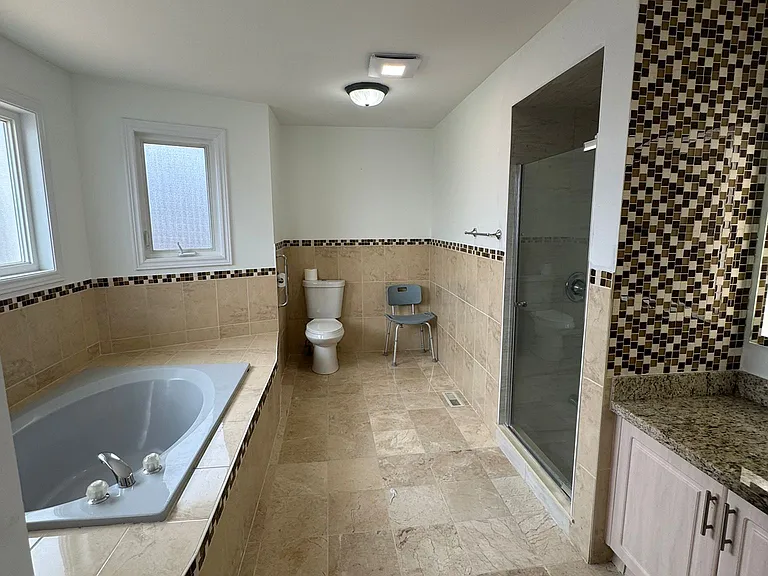 5 Burwash Ct — Photo 30