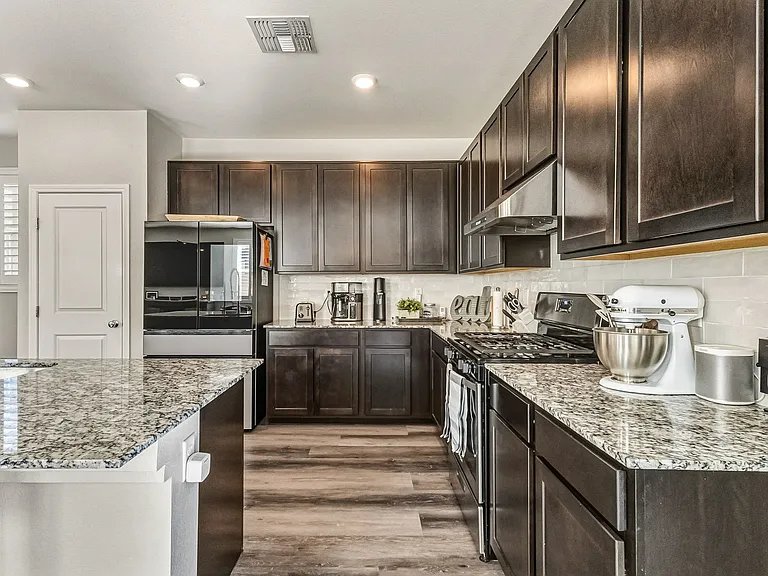 5390 Robinera Ct — Photo 7