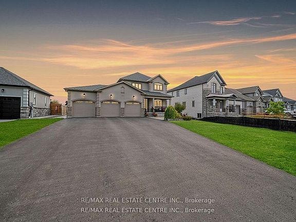 2nd image of 303 Sunnybrae Ave