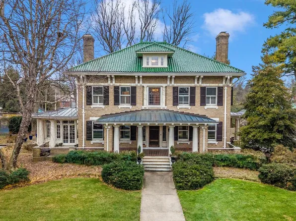 307 Upper College Ter, Frederick, MD 21701