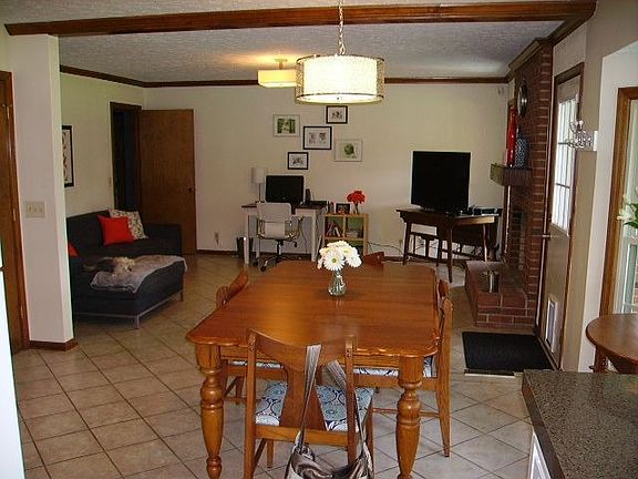 Spacious family room