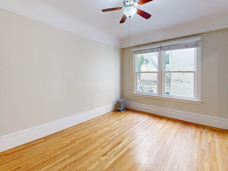 947 Bush Street — Photo 3