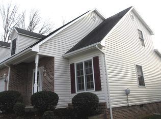 20 Cherokee Ridge Ct, JOHNSON CITY, TN 37604