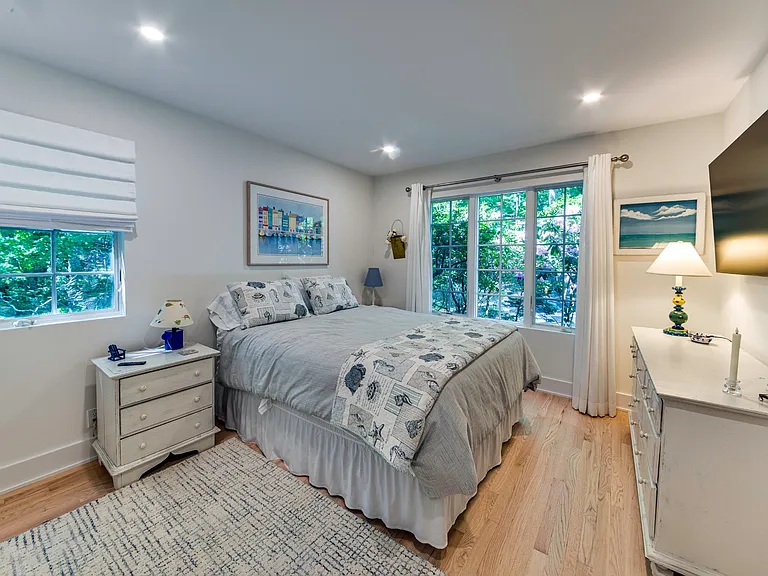 173 Northside Dr — Photo 29