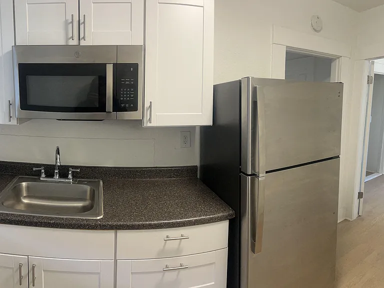 304 Cliff St — Photo 30