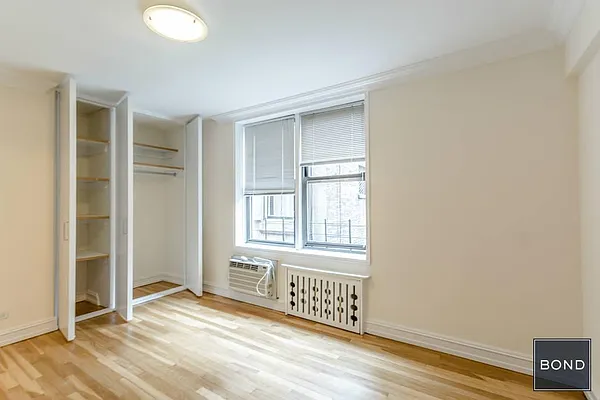 Rented by Bond New York | media 17