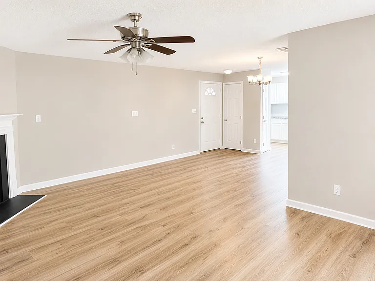 2201 Mountain Mist Ct #201 — Photo 8