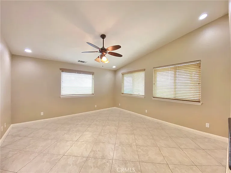 14670 Gilman Springs Rd — Photo 6