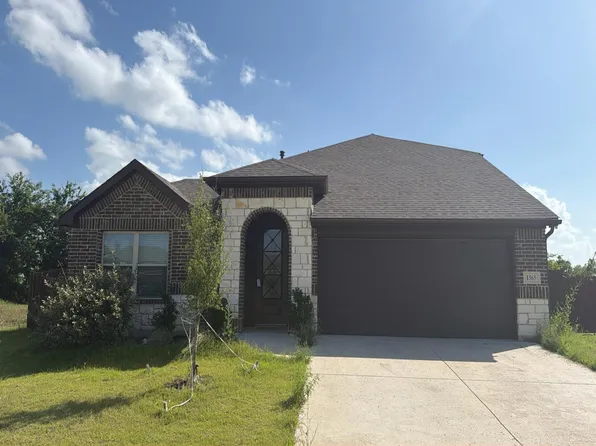 1365 Grand Meadows Dr, Godley, TX 76044