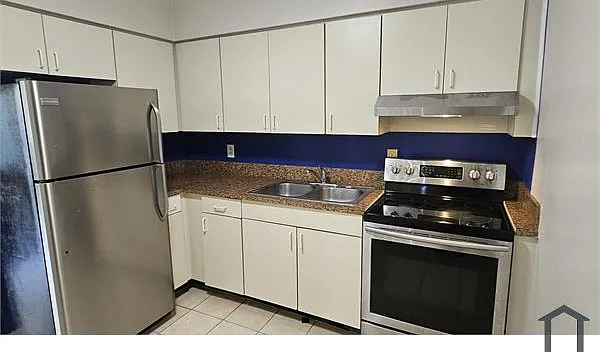 2 bed, $1,950 — Photo 1