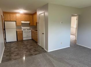 321 79th Way NE APT 3, Minneapolis, MN 55432