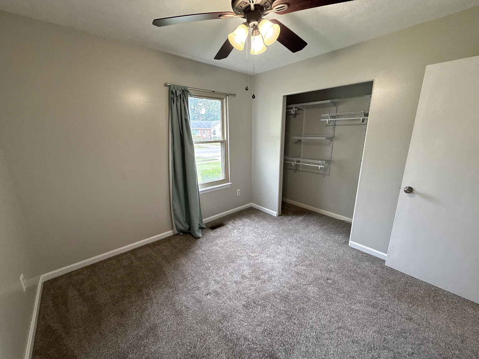 3 bed, 1131 sqft, $1,800 — Photo 4