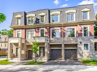 209 Wyndham St, Mississauga, ON L5M1N5