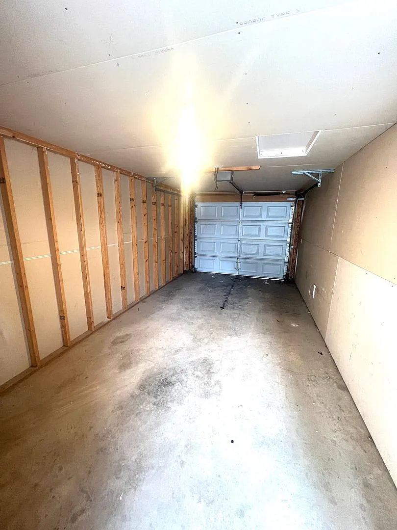 1206 Walnut St. — Photo 2