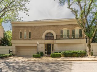 4518 Foxhall Cres NW, Washington, DC 20007