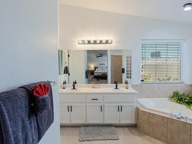 3785 Cattail Dr — Photo 33