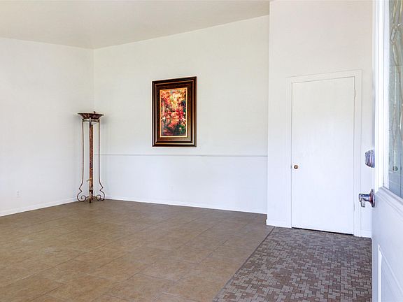 5th image of 11811 Sleepy Hollow Rd