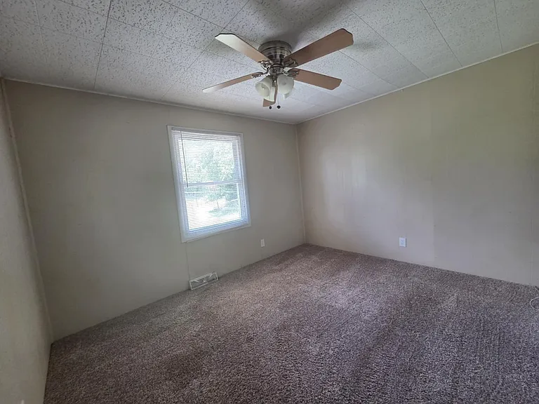 1516 Hale Dr — Photo 13