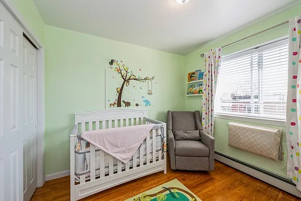 Sold by Samuel Realty Group LLC | media 11