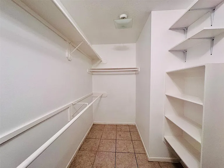 506 Birch Hill Dr — Photo 28