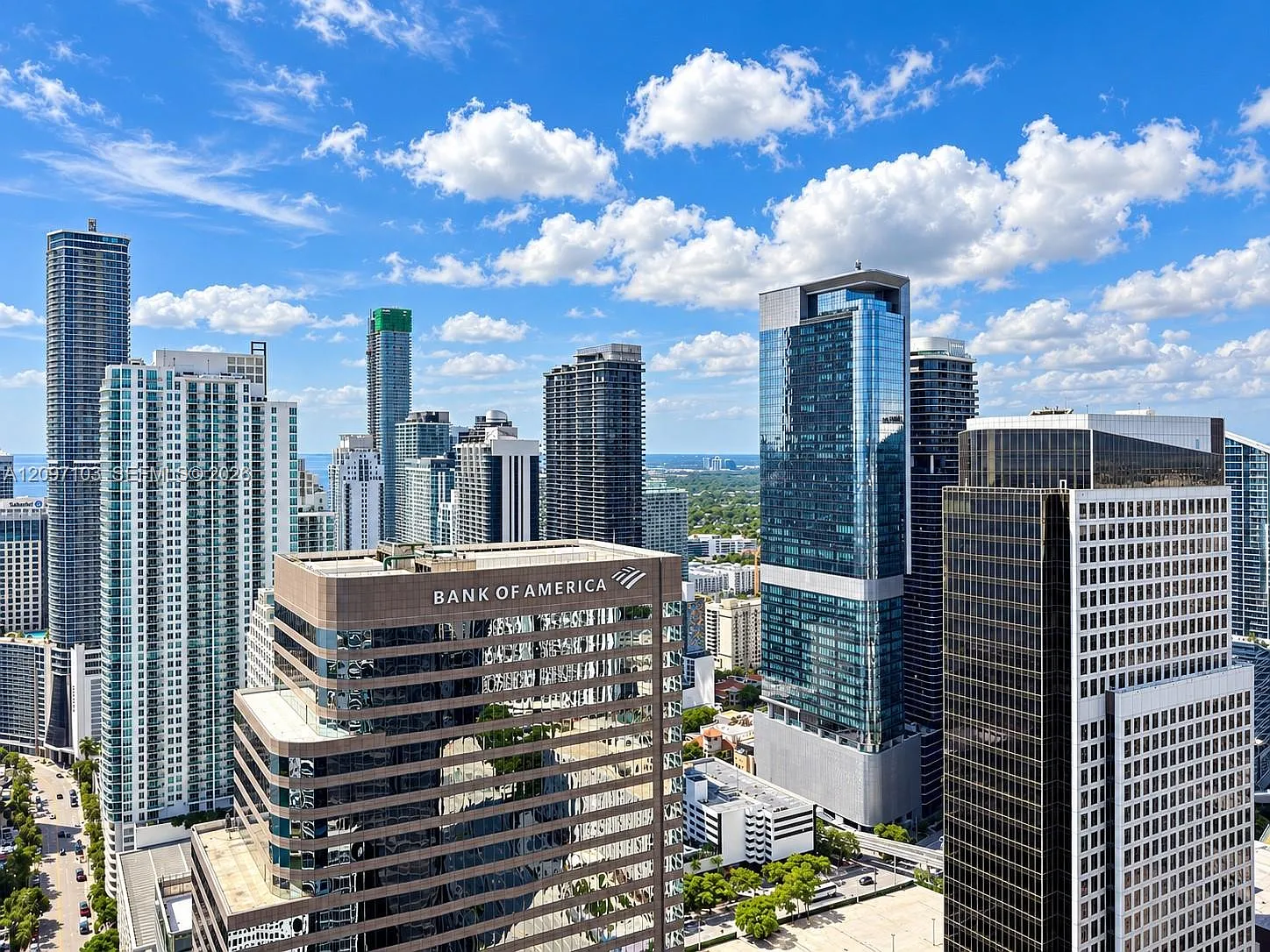 Icon Brickell No Two — Photo 4