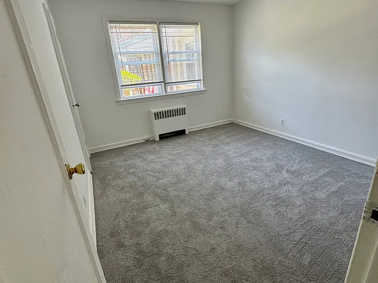 3 Springwood Cir #E — Photo 12