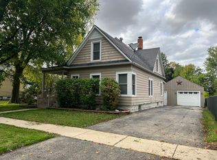 304 E Navaho Ave, Shabbona, IL 60550