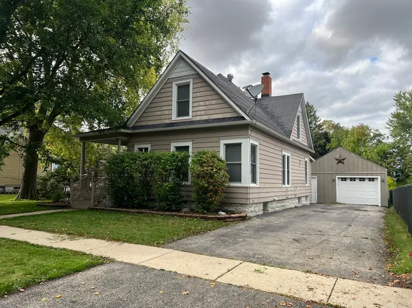 304 E Navaho Ave, Shabbona, IL 60550