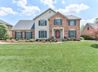 6908 Fallen Leaf Cir, Louisville, KY 40241