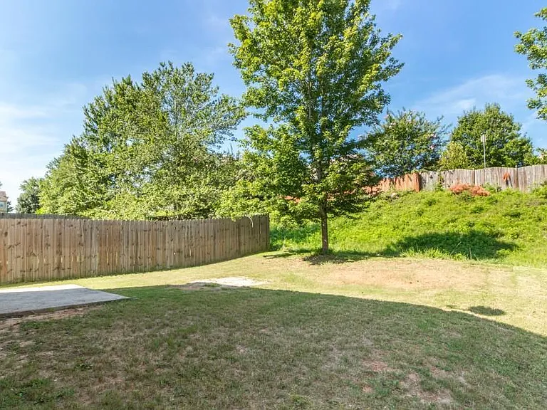 5640 Sterling Ct — Photo 16