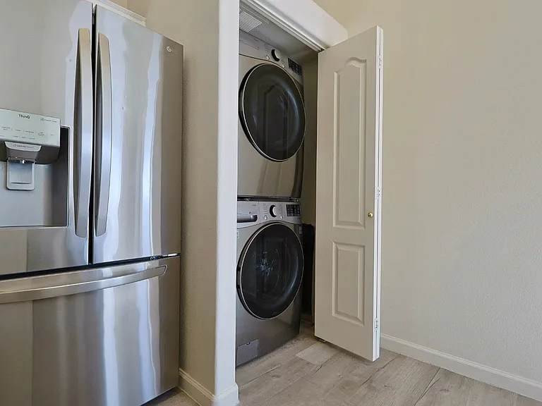 700 Carnegie St #1424 — Photo 10