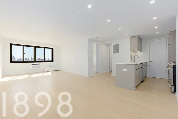 Rented by A&E Real Estate Management | media 14