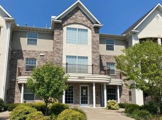 15570 Linnet St NW #207, Andover, MN 55304