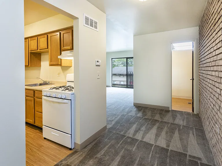 White Oak Village: Townhomes