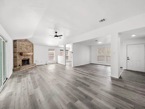 1022 Western Meadows Dr, Katy, TX 77450