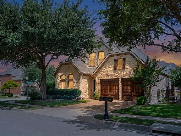 3rd image of 4821 Pyramid Dr