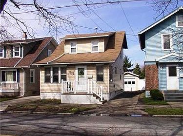 1st image of 1340 W 32nd St