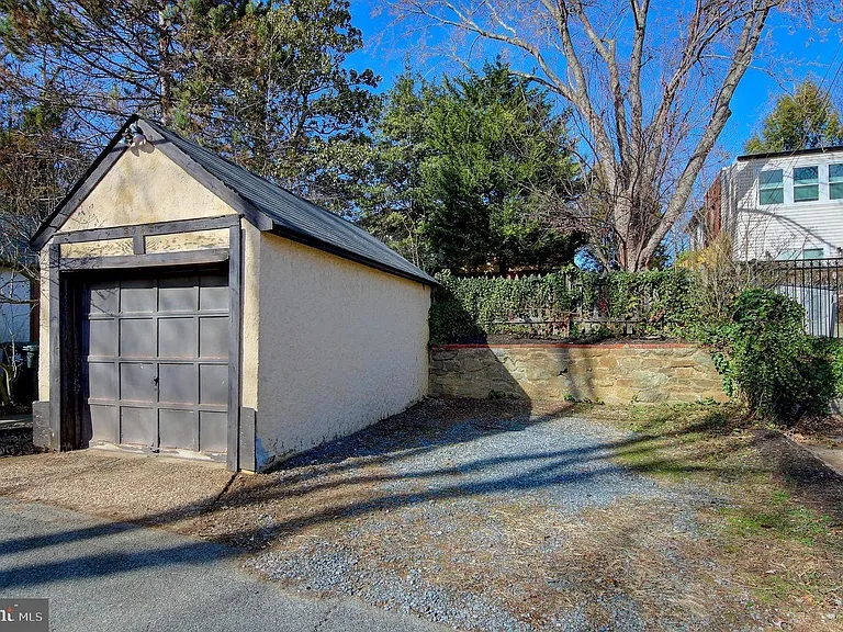 3722 Van Ness St NW — Photo 21