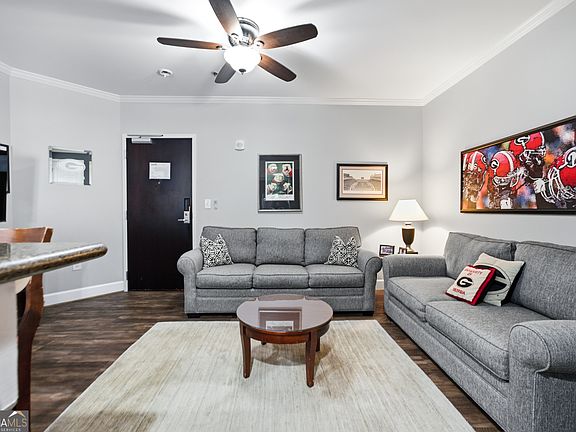 5th image of 250 Broad St #612