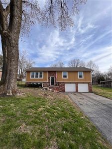 2517 NW Powderhorn Dr, Kansas City, MO, 64154